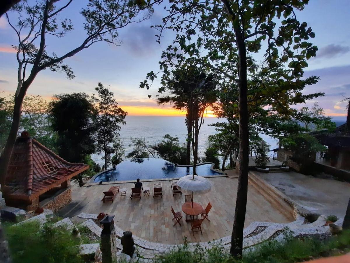 Edge Resort, Yogyakarta Парангтритис Экстерьер фото